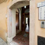 Il Padrino Bed & Breakfast 4*
