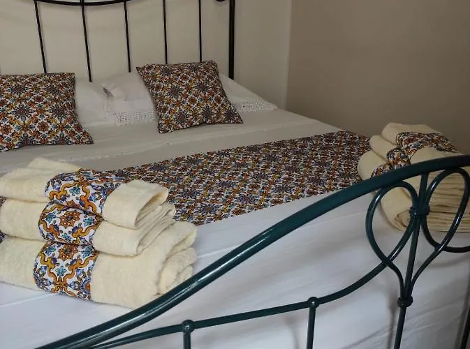 住宿加早餐酒店 伊尔帕德力诺住宿加早餐旅馆 4*